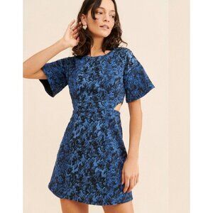Elegant Blue Floral Mini Dress